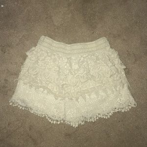 Lace white shorts